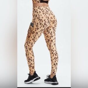 Fabletics Leopard Print Powerhold Leggings‎ Women’s Size: Large